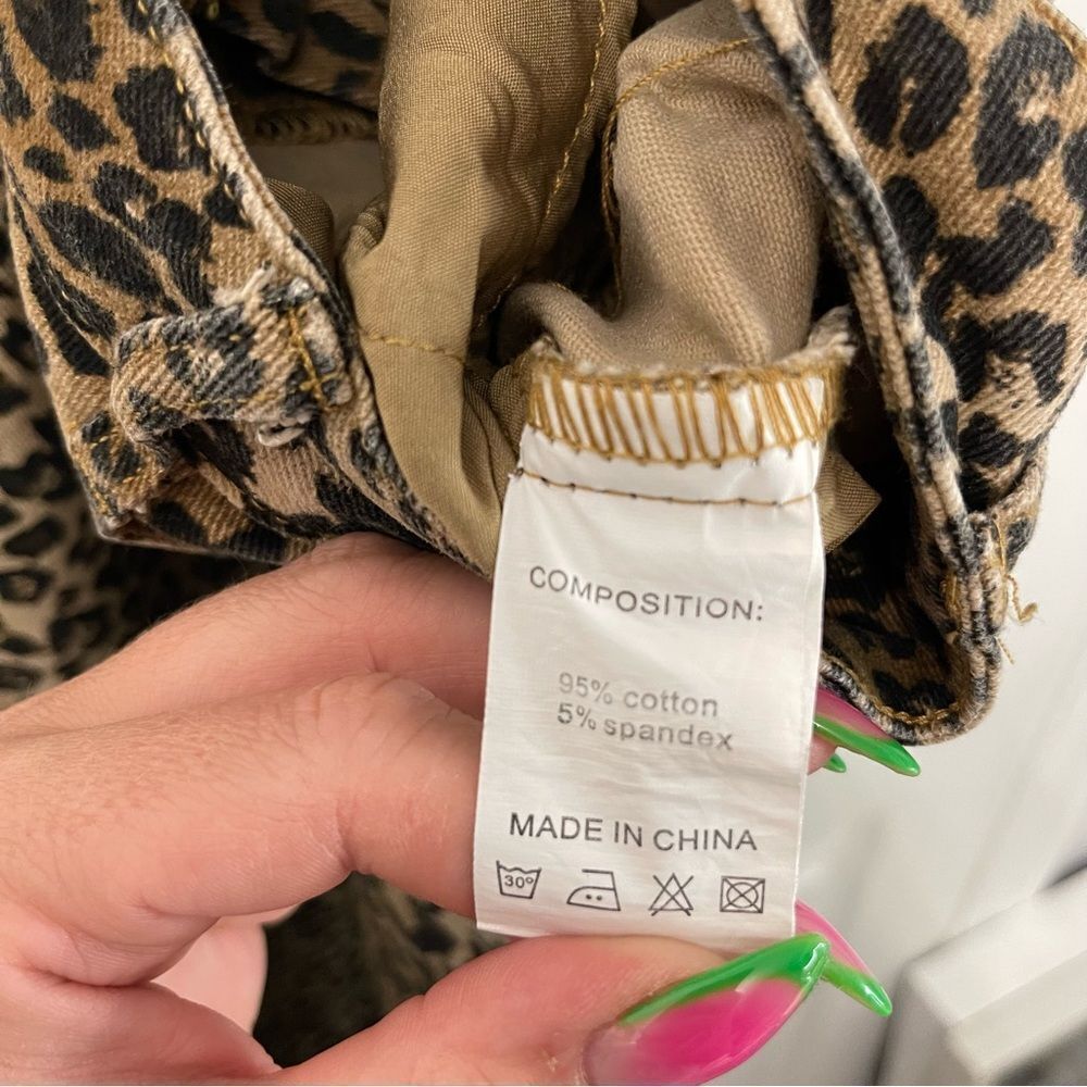 Leopard Print Matching Vest + Boot Cut Pants Set … - image 15